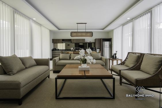 Image 4 from Vila Luas 3 Kamar Tidur dengan Pemandangan Laut untuk Disewa di Nusa Dua