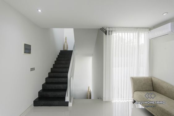 Image 15 from Vila Luas 3 Kamar Tidur dengan Pemandangan Laut untuk Disewa di Nusa Dua