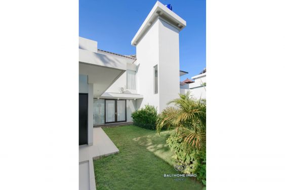 Image 17 from Vila Luas 3 Kamar Tidur dengan Pemandangan Laut untuk Disewa di Nusa Dua