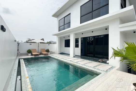 Image 1 from SPACIOUS 3 BEDROOM STUNNING VILLA FOR SALE LEASEHOLD IN BALI JIMBARAN
