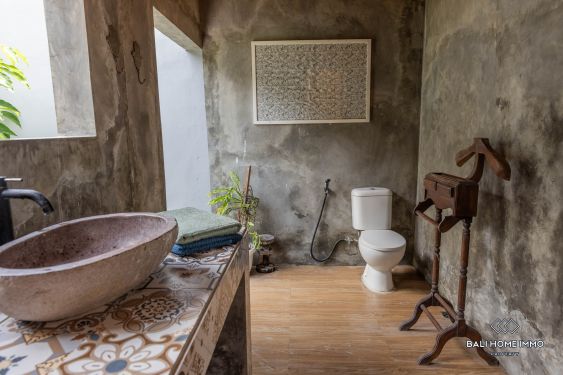 Image 12 from Spacious 3 Bedroom Tropical Villa for Rent Yearly in Kerobokan