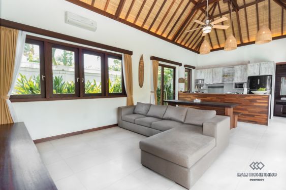 Image 4 from Villa Luas 3 Kamar Tidur Dijual di Bali Uluwatu