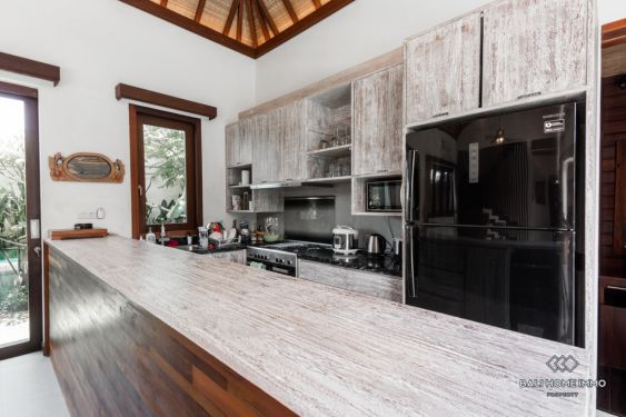 Image 8 from Villa Luas 3 Kamar Tidur Dijual di Bali Uluwatu