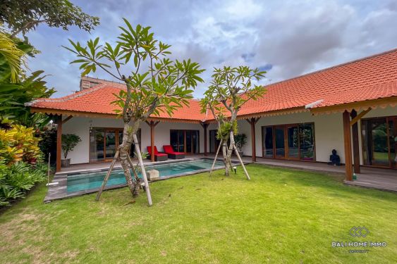 Image 1 from Spacieuse villa de 3 chambres à vendre en bail à Bali Canggu