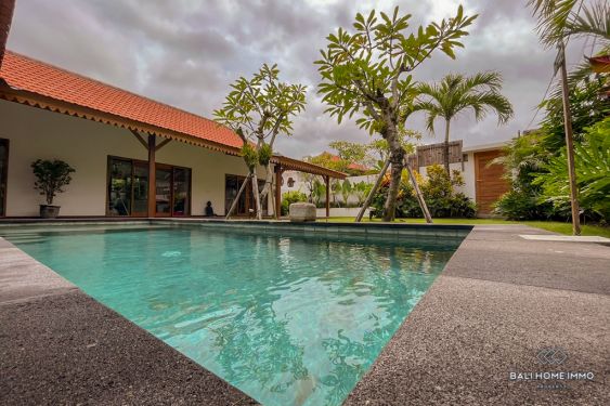 Image 3 from Spacieuse villa de 3 chambres à vendre en bail à Bali Canggu