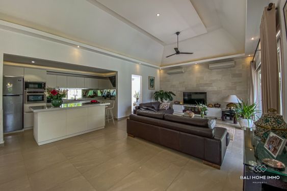 Image 5 from Villa Keluarga 3 Kamar Tidur dalam Perumahan Dijual di Umalas Bumbak