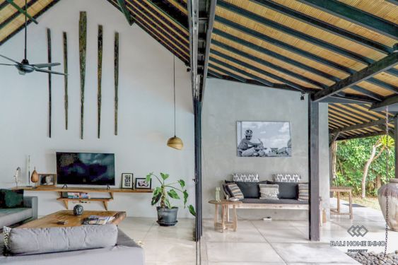 Image 11 from Villa Luas 3 Kamar Dikontrak Jangka Panjang di Canggu Berawa