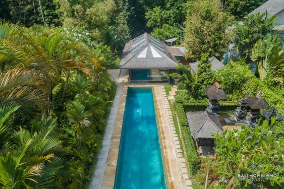 Image 18 from VILLA LUAS 3 KAMAR DISEWAKAN TAHUNAN JARAK BERJALAN KAKI DARI PANTAI BATU BELIG