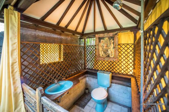 Image 14 from VILLA LUAS 3 KAMAR DISEWAKAN TAHUNAN JARAK BERJALAN KAKI DARI PANTAI BATU BELIG