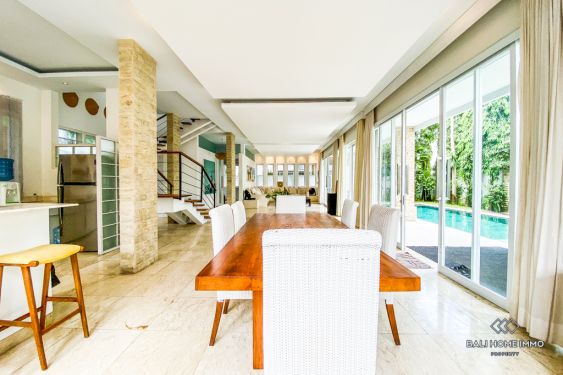 Image 5 from VILLA 3 KAMAR YANG LUAS DISEWAKAN DEKAT PANTAI PERERENAN DAN ECHO BALI