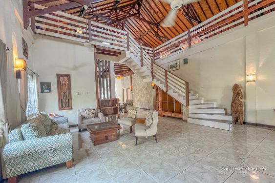 Image 3 from Spacieuse Villa de 3 Chambres Idéale à Rénover à Vendre à Kerobokan Bali