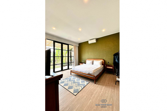 Image 10 from Villa luas 3 Kamar dengan taman Dijual di Bali Berawa Canggu