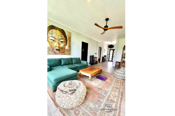 Image 5 from Villa luas 3 Kamar dengan taman Dijual di Bali Berawa Canggu