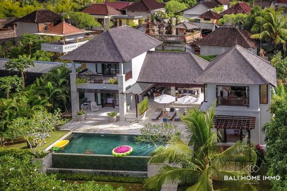 Image 1 from VILLA 3 KAMAR TIDUR YANG LUAS DENGAN PEMANDANGAN LAUT UNTUK DIJUAL SEWA DI UNGASAN