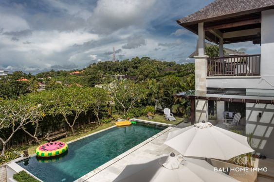 Image 3 from VILLA 3 KAMAR TIDUR YANG LUAS DENGAN PEMANDANGAN LAUT UNTUK DIJUAL SEWA DI UNGASAN