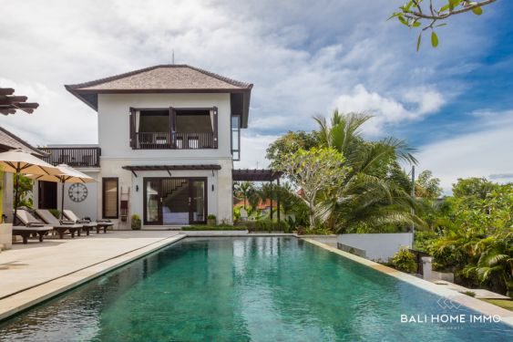 Image 2 from VILLA 3 KAMAR TIDUR YANG LUAS DENGAN PEMANDANGAN LAUT UNTUK DIJUAL SEWA DI UNGASAN