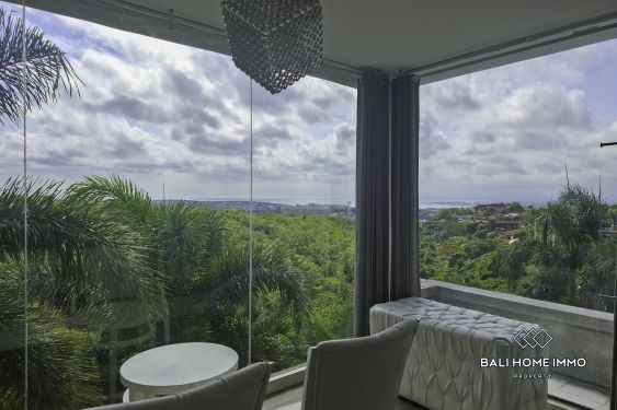 Image 16 from Villa Luas dengan 4 Kamar Tidur dan Pemandangan Laut Dijual di Ungasan