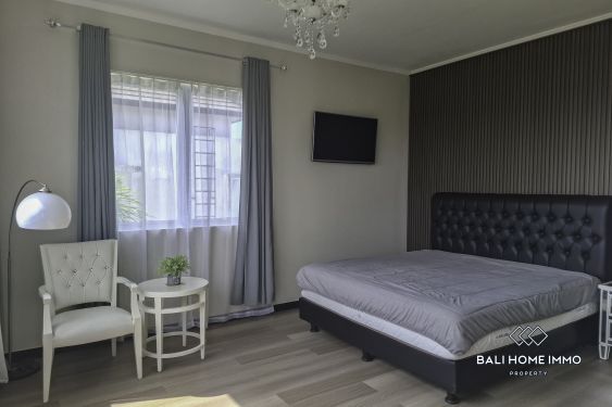 Image 11 from Villa Luas dengan 4 Kamar Tidur dan Pemandangan Laut Dijual di Ungasan