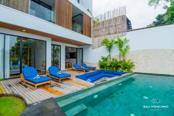 Spacious 4-Bedroom Rice Field View Villa for Rent and Sale in Pererenan