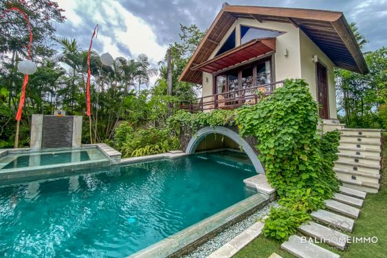 Image 1 from Spacieuse villa de 4 chambres à vendre et à louer à Bali Umalas