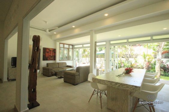 Image 7 from Vila 4 Kamar Tidur Luas untuk Disewakan di Seminyak