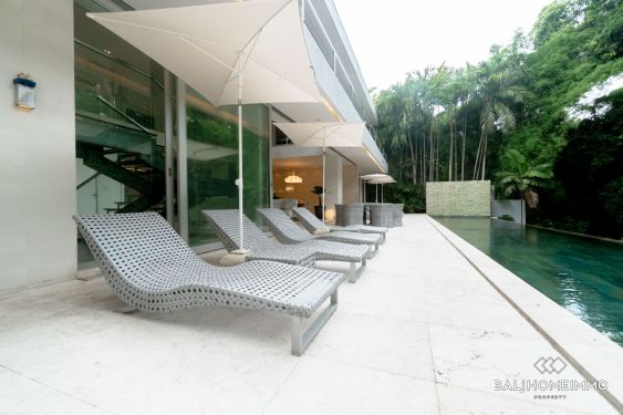Image 2 from Spacious 4 Bedroom Villa for Rental in Bali Umalas