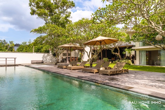 Image 1 from SPACIOUS  4 BEDROOM VILLA FOR SALE AND RENT IN BALI CANGGU RESIDENTIAL SIDE