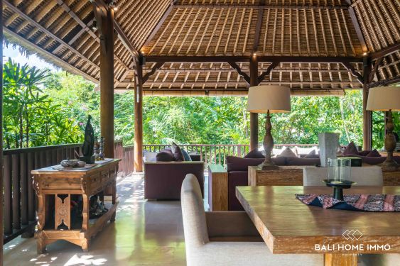 Image 4 from Villa Luas 4 Kamar Dijual di Bali Pererenan