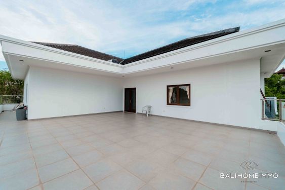 Image 5 from Spacious 4 Bedroom with ocean view Villa for Sale in Bali Ungasan