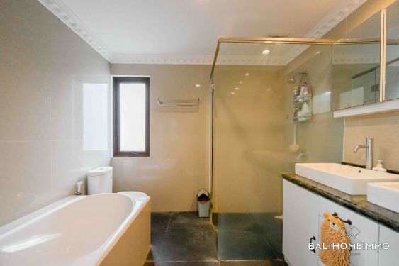 Image 17 from Spacious 4 Bedroom with ocean view Villa for Sale in Bali Ungasan