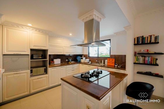 Image 6 from Spacious 4 Bedroom with ocean view Villa for Sale in Bali Ungasan