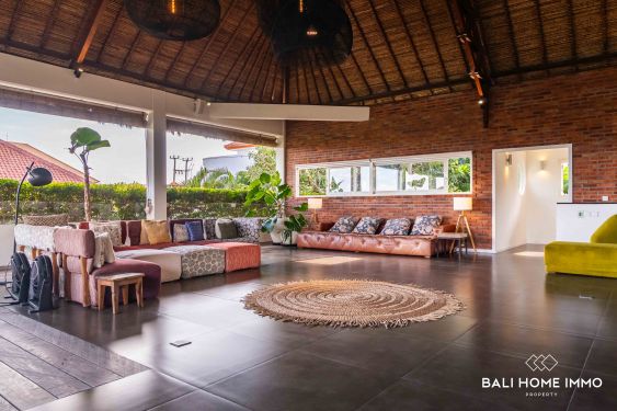 Image 4 from villa luas 4 kamar tidur dijual hak sewa di Bali Canggu Berawa