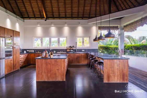 Image 15 from villa luas 4 kamar tidur dijual hak sewa di Bali Canggu Berawa