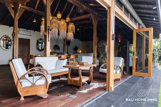 Image 4 from SPACIOUS 4 BEDROOM VILLA FOR SALE LEASEHOLD IN BALI TANAH LOT