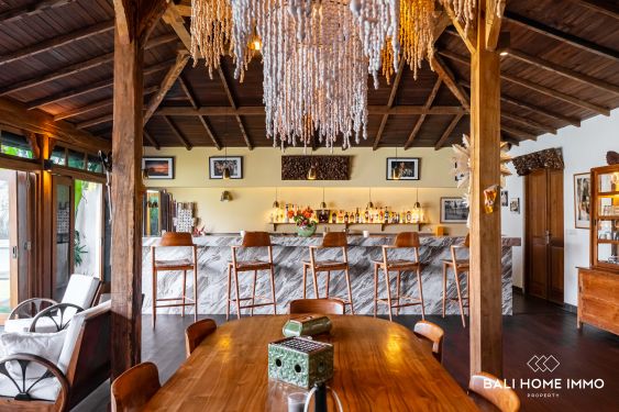 Image 8 from SPACIOUS 4 BEDROOM VILLA FOR SALE LEASEHOLD IN BALI TANAH LOT