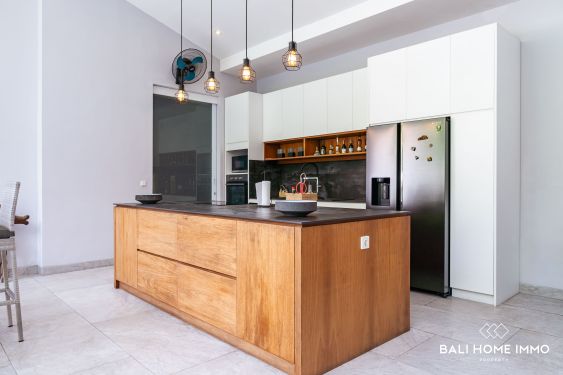 Image 6 from Modern 4 Bedroom Villa with Jungle View for Sale in Bali Umalas