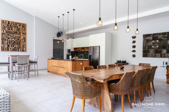 Image 4 from Modern 4 Bedroom Villa with Jungle View for Sale in Bali Umalas