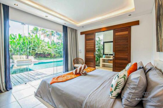 Image 11 from Spacious 4 Bedroom Villa for Yearly Rent in Bali Seminyak