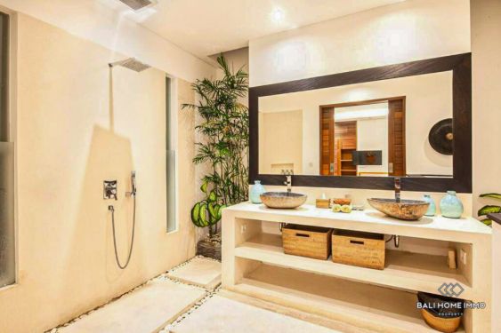Image 15 from Spacious 4 Bedroom Villa for Yearly Rent in Bali Seminyak