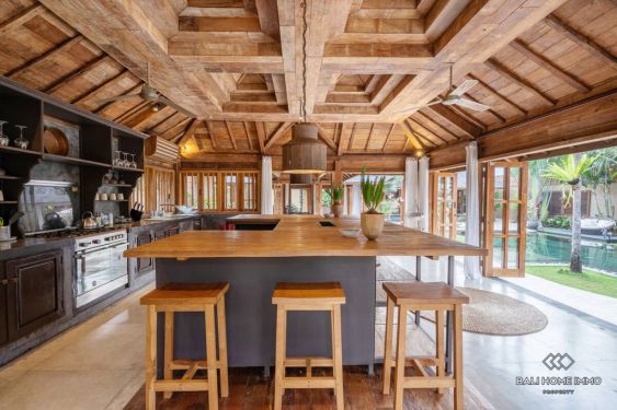 Image 8 from Spacieuse villa de 4 chambres à louer et à vendre à Bali Tumbak Bayuh