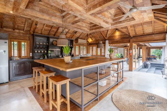 Image 7 from Spacieuse villa de 4 chambres à louer et à vendre à Bali Tumbak Bayuh