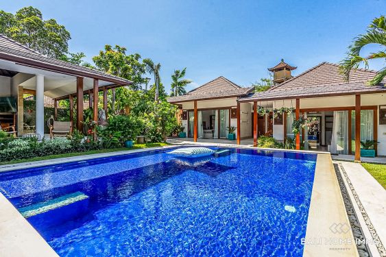 Image 6 from SPACIOUS 5 BEDROOM VILLA FOR SALE AND RENTAL IN BALI UMALAS