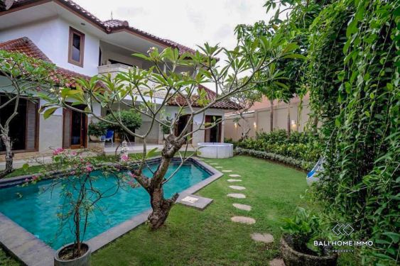 Image 1 from SPACIOUS 4-BEDROOM VILLA FOR YEARLY RENTAL IN JIMBARAN NEAR JIMBARAN BEACH