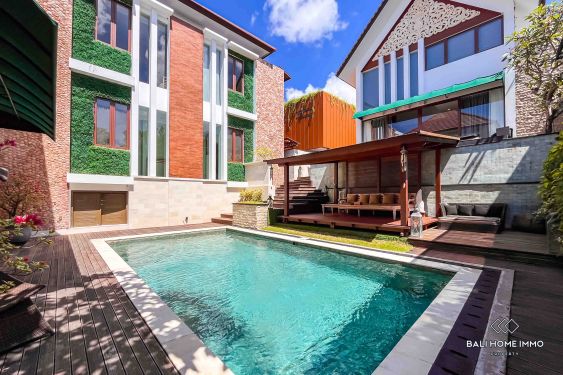 Image 1 from SPACIOUS 4 BEDROOMS VILLA FOR YEARLY RENTAL IN BALI - NUSA DUA