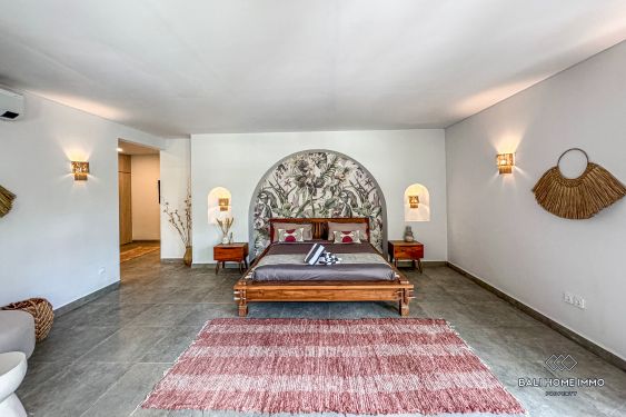 Image 10 from Dijual dan disewakan villa 4+1 kamar tidur baru direnovasi Buduk Bali