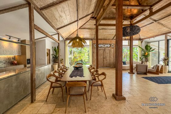 Image 7 from Dijual dan disewakan villa 4+1 kamar tidur baru direnovasi Buduk Bali