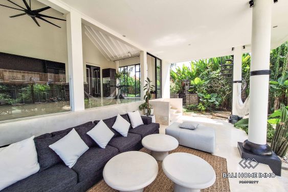 Image 3 from Spacious 5 Bedroom Family Villa for Rent in Seseh Beachside