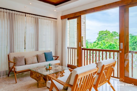 Image 8 from Spacious 5 Bedroom Ocean View Villa with Gardens For Sale and Rent in Nusa Dua