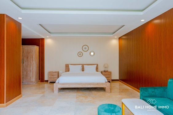 Image 18 from Spacieuse villa de 5 chambres avec vue sur l'océan et jardins, à vendre et à louer à Nusa Dua