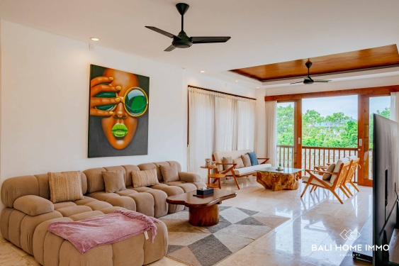 Image 4 from Spacious 5 Bedroom Ocean View Villa with Gardens For Sale and Rent in Nusa Dua